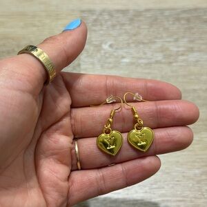 LV gold cc Earrings